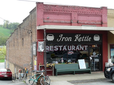 iron-kettle-restaurant-lynchburg-tn
