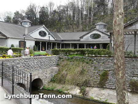 jack-daniels-distillery